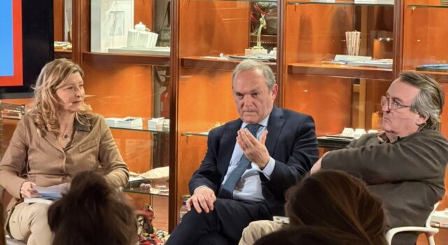 La presentació del llibre: “Gaudí, el arquitecto del alma” de José Manuel Almuzara Pérez (Roca Editorial), a càrrec de l’arquitecte Octavio Mestre i de la periodista especialitzada en Gaudí, Tate [&hellip;]